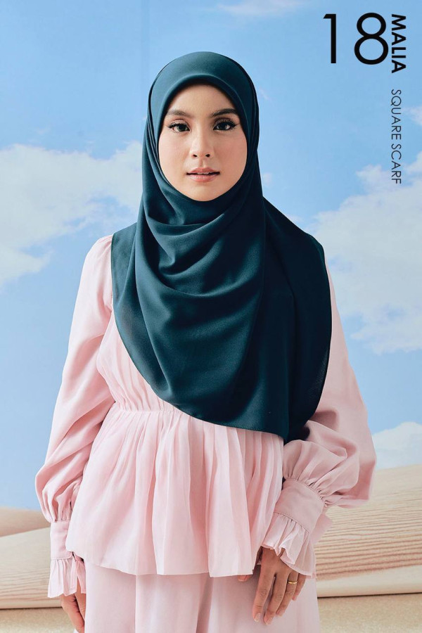 MALIA BASIC SQUARE SCARF - 18 EMERALD GREEN