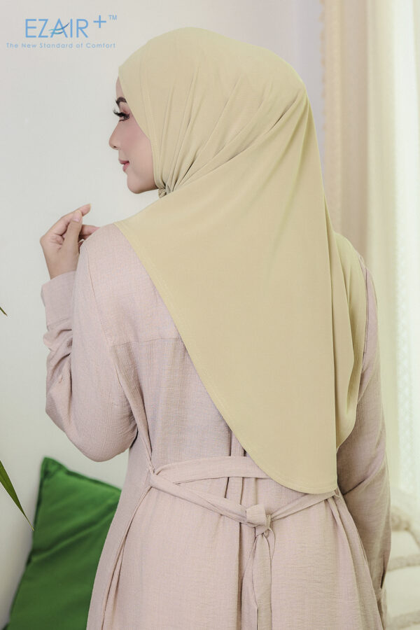 03. PALE LIME YELLOW 3