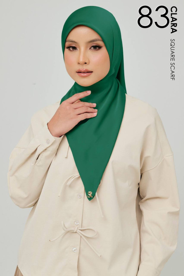 CLARA MATTE SATIN SILK SS 83- EMERALD GREEN