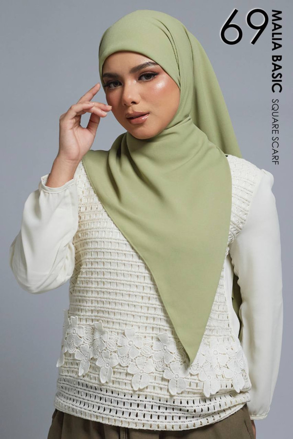MALIA BASIC SQUARE - 69 LIGHT SAGE GREEN