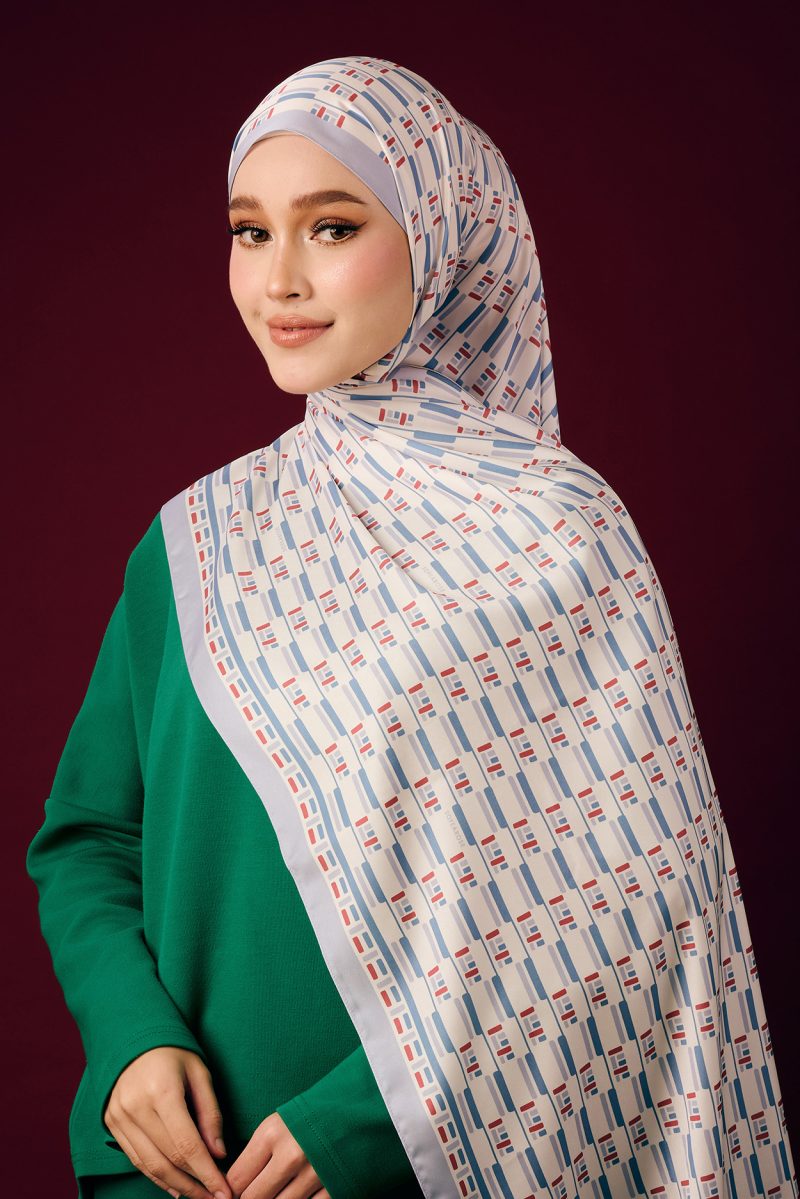 GISELLE SIENA SHAWL – 04 SKY BLUE – alt