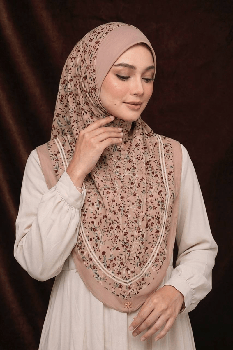ATIYA YASMINE (CHIN COVER) – alt